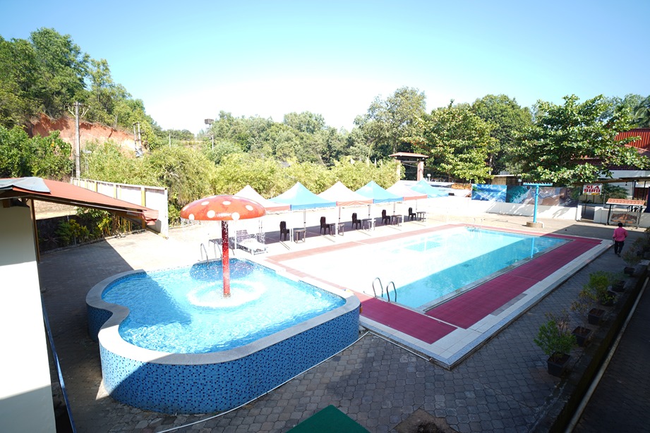 Standard Room Window